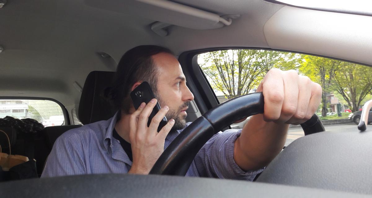 Rischio di incidente stradale e guida distratta