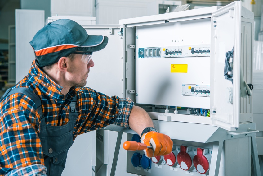 opuscolo-informativo-sul-rischio-elettrico